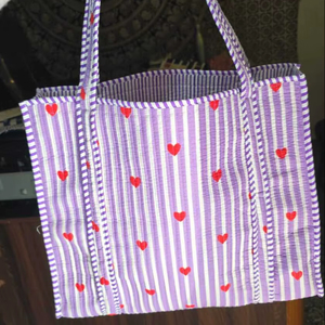 Sacs fourre-tout élégants en coton faits à la main, couleur unie, fermeture à glissière, légers et matelassés, design indien traditionnel - Product Image 1