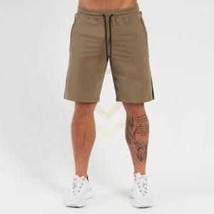 กางเกงขาสั้นผู้ชายสั่งทำพิเศษสำหรับใช้งานกลางแจ้ง ขายดี น้ำหนักเบา สวมใส่สบาย พร้อมปักโลโก้ของคุณ - Product Image 4