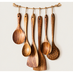 Ensemble d'ustensiles de cuisine en bois en gros, cuillères de cuisson écologiques en bois et spatules antiadhésives avec boucle de suspension - Product Image 1