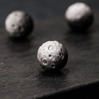 Sphère de pierre de lune en obsidienne argentée mate naturelle de 4 cm, météorite planétaire, astéroïde, pierre précieuse, décoration d'intérieur, 40 mm