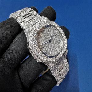 Montre personnalisée sertie de diamants en moissanite, cadran en verre, bracelet en acier inoxydable doré, style hip-hop - Product Image 6