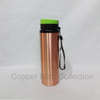 Bouteille d'eau en cuivre élégante et minimaliste, écologique, 1000 ml, finition mate naturelle, bouchon en plastique pour boire directement, idéale pour l'école, la gym, le yoga
