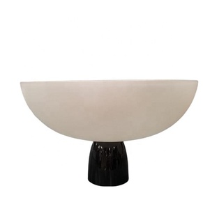 Bol moderne pour mariage royal, base noire, résine blanche, design unique, résistant au lave-vaisselle, pour fêtes et présentation de fruits - Product Image 1