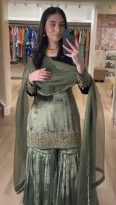 ชุดชาราร่าพร้อมผ้าคลุมไหล่สำหรับผู้หญิง ดีไซน์สวยงาม เหมาะสำหรับงานปาร์ตี้และงานแต่งงาน จำหน่ายทั่วโลกในราคาขายส่ง - Product Image 2