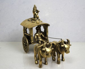 งานฝีมือทองเหลือง นิรมลา งานฝีมืออินเดีย งานแฮนด์เมด รูปปั้นรถม้าลาประดับด้วยหินหลายชนิด จากราชสถาน ขายส่ง ของตกแต่งโต๊ะ - Product Image 4
