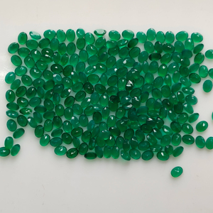 Ónix Verde Natural, Corte Ovalado de 4x3MM, Gema Suelta de la Mejor Calidad para Joyería, Gemas de Red Mountain - Product Image 3