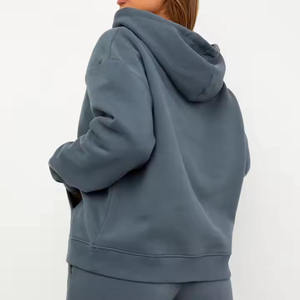 Sweat-shirts personnalisés en molleton épais pour hommes, conception à marque privée, prix bas, coupe courte pour l'hiver, couleur unie respirante, teinture unie - Product Image 2