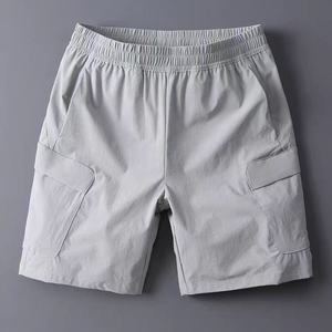Shorts cargo pour homme, taille élastique, séchage rapide, décontractés, couleur unie, tissu Oxford, polyester - Product Image 1