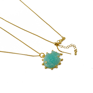 Pendentif de collier en amazonite naturelle sculptée en forme de poisson, plaqué or, bijou de caractère, charme pierre de naissance, cadeau pour elle 562412 - Product Image 2