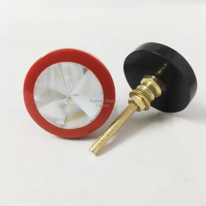Bouton de tiroir en résine noire moderne fait à la main avec incrustation de nacre poignée de tiroir en acrylique réglable pour commode et placard - Product Image 2
