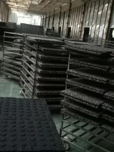 พื้นยางหลากสีแบบประกบกันสำหรับสนามเด็กเล่นหลังบ้าน - Product Image 6