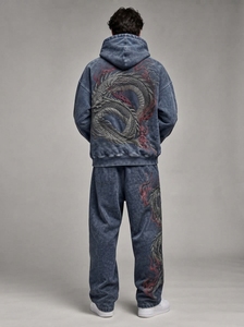 Ensemble de survêtement pour homme avec sweat à capuche graphique bleu délavé, en coton épais, style streetwear, vêtements personnalisés à marque privée - Product Image 2