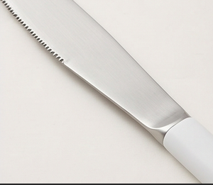 Ensemble d'argenterie élégant avec manches blanches en acier inoxydable pour buffet de desserts, hôtels et restaurants - Product Image 2