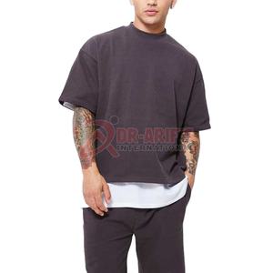 <b>Oversized</b> Crop Boxy <b>T</b>-<b>shirt</b> 100% Cotton Men Custom logo Streetwear Luxury Quality Drop Shoulder <b>Plain</b> Crop <b>t</b> <b>Shirt</b> for Men - Product Image 5