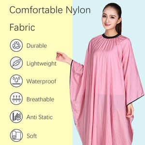 Capa de Peluquería Personalizada con Logotipo, Impermeable, de Poliéster Satinado, para Salón de Belleza, Corte de Cabello, con Cierre de Clip Metálico - Product Image 3