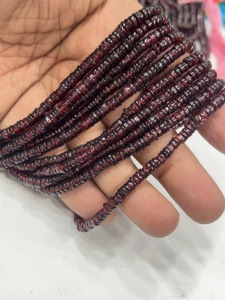 Cuentas de Piedras Preciosas de Alta Calidad para la Elaboración de Joyería, 17 Pulgadas, Granate Rojo Natural, Forma de Neumático Heishi Lisa, Tamaño 6-7 mm - Product Image 2