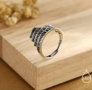 Anillo Ajustable de Plata de Ley Inspirado en el Coliseo, Bañado en Oro, Colección Roma Antigua - Anillo de Compromiso y Boda Oxidado - Product Image 5