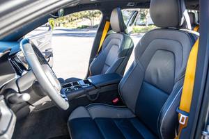 Voiture d'occasion fiable Volvo V60 Recharge T8 Polestar Engineered 2021 - Product Image 2