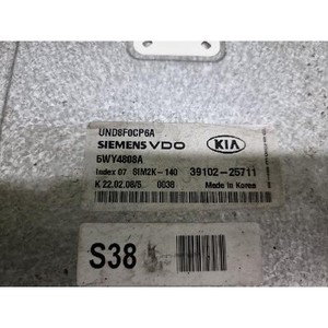Unidad de Control del Motor Carens II 2006-2010 Usada ORIGINAL 3910225711 - Product Image 3