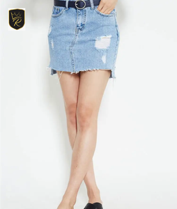 Jupe en jean courte vintage pour femme avec coutures de qualité supérieure, grande durabilité et décoration à la taille - Product Image 2