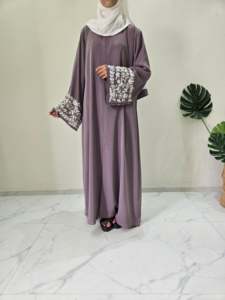 Abaya Musulmana Tradicional Hecha a Mano para Mujer, con Cuello en V, Manga Larga, Transpirable, con Cuentas y Lentejuelas, Estilo Dubai, de Poliéster, para Bodas, Venta al por Mayor - Product Image 1