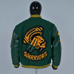 แจ็คเก็ตวาร์ซิตี้วินเทจสำหรับผู้ชาย แจ็คเก็ตเบสบอลแบบ Letterman แขนหนังสั่งทำพิเศษ ทรงเข้ารูป กระดุมเขาสัตว์ ทันสมัย ผลิตตามแบบ OEM - Product Image 5