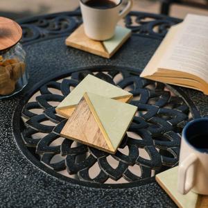 Juego de Posavasos de Resina con Diseño de Madera Natural, Cuadrados Modernos de 350 mm de Diámetro, Hechos a Mano para Protección y Decoración de Mesas - Product Image 2