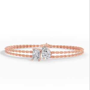 Pulsera Delicada de Doble Hilera con Diamantes Cultivados en Laboratorio con Corte de Pera y Esmeralda, Diseño Toi Et Moi, Oro de 14K, Joyería Fina - Product Image 1