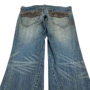 Jean en denim vintage à jambe large et coupe droite pour femme, bleu délavé, style streetwear décontracté, OEM personnalisé, avec dentelle, nœuds et volants - Product Image 6