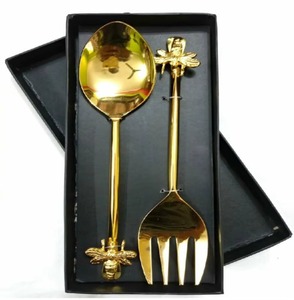 Ensemble de couverts haut de gamme, design antique artisanal, pour des tables de fête luxueuses, finition dorée, acier miroir, logo personnalisé - Product Image 4