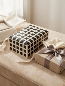 Caja de Almacenamiento Rectangular de Cerámica, Diseño Geométrico Blanco y Negro, Estilo Minimalista, Organizador Decorativo para Sala de Estar - Product Image 5