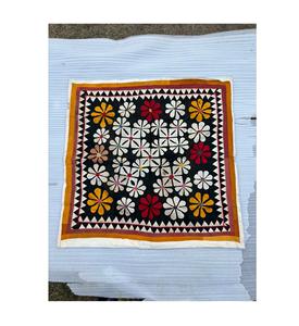 ผ้าปะติดปักลายวินเทจทำมือ – แผงผ้าตกแต่งสไตล์โบโฮหลากสี - Product Image 1