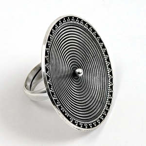 Anillo de Eternidad Clásico con Diseño Floral en Plata de Ley 925 Hecho a Mano, Sin Níquel ni Plomo, Ajustable, Estilo Boho, para Fiestas - Product Image 1