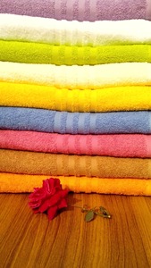 Soft Cotton <b>Bleach</b> Proof Towels for Professional Hair Salons Beauty Clinics Barber Shops Spa Centers Wholesale Manufacturer - Product Image 3