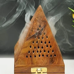 Brûleur à Bakhoor en bois artisanal écologique unique, style moyen-oriental, parfum religieux arabe pour la maison, Ramadan - Product Image 1
