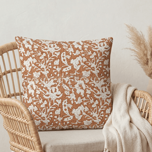 Housse de coussin carrée 20x20 en coton imprimé à la main motif feuille botanique, aspect rustique, inspiration naturelle, pour décoration de chaise - Product Image 5
