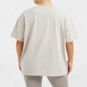 Camiseta de cuello redondo extragrande para mujer con logo frontal personalizado, al por mayor, de verano, manga corta, holgada, de jersey transpirable y ecológica - Product Image 3