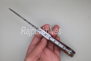 Navaja plegable de alta calidad con bloqueo trasero, hoja de acero de Damasco y mango de madera, 18 cm de longitud total, para uso diario. - Product Image 2