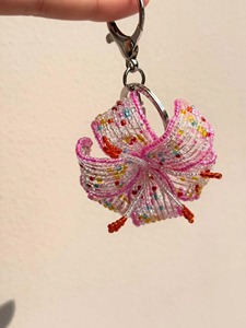 Llavero de Lirio con Cuentas de Vidrio Hecho a Mano, Arte Indio Exótico, Personalizable, Adorno de Flor Morada para Bolso, Tejido, Ecológico, Ligero y de Lujo - Product Image 4