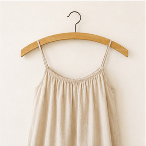 Perchas Ecológicas de Madera de Haya en Forma de Media Luna, Antideslizantes, para Ropa, Ideales para Boutiques y Tiendas de Ropa de Lujo - Product Image 2
