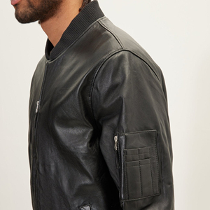 Veste d'aviateur vintage en similicuir pour homme, doublée polaire, chaude, zippée, style streetwear, idéale pour l'hiver - Product Image 4