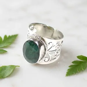 Bague en argent sterling 925 avec quartz vert, style vintage fait main, pierre précieuse ovale, bague statement pour homme et femme - Product Image 3