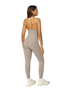 ชุดโยคะผู้หญิง 2 ชิ้น กางเกงขาสั้นออกกำลังกาย เสื้อชั้นในกีฬาแบบเปิดหลัง ผ้าเนื้อเดียวกัน ไซส์ใหญ่ ไร้ตะเข็บ ผลิตจากผ้าสแปนเด็กซ์/โพลีเอสเตอร์ รับสกรีนโลโก้ด้านหน้า แบบ OEM - Product Image 5