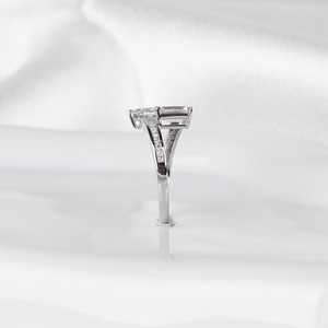 Anillo de boda de dos piedras con perla y esmeralda de laboratorio estilo Toi Moi para mujer, oro blanco de 14 quilates, regalo moderno de aniversario para parejas - Product Image 4