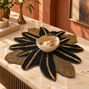 Set de table en verre à perles motif flamant rose avec accents floraux de feuillage vert |   Set de table décoratif résistant à la chaleur et écologique pour une ambiance élégante - Product Image 4