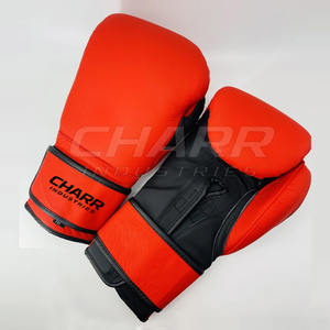 Gants de boxe en cuir de haute qualité confortables avec fermeture auto-agrippante réglable, paume antidérapante, fabriqués au Pakistan - Product Image 2