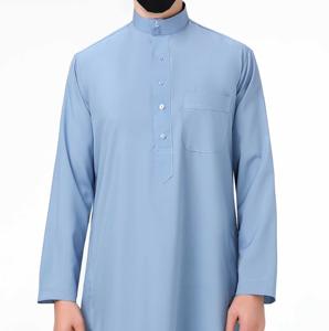 Vente en gros de robes islamiques pour hommes, longues et élégantes, en coton, de style arabe, de couleur unie - Product Image 3