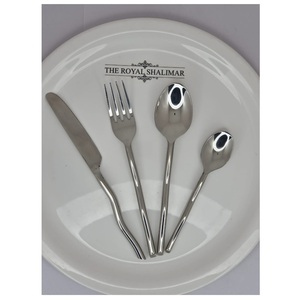 Ensemble de couverts de luxe haut de gamme en acier inoxydable moderne, élégant, quatre pièces, compatible lave-vaisselle, durable, pour restaurants - Product Image 3