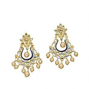 Boucles d'oreilles tendance Bollywood en bijouterie fantaisie 8677 Bleu - Product Image 1