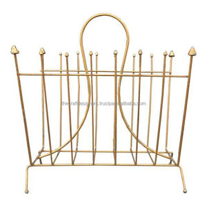 ที่วางตำราอาหารโลหะที่แข็งแรงทนทาน เหมาะสำหรับการวางตำราอาหารขนาดใหญ่ของครอบครัวให้ยืนตรงขณะเตรียมอาหาร - Product Image 4